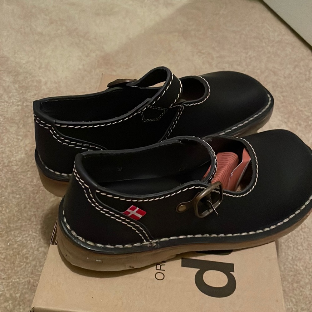 Duckfeet brand new with box Himmerland
